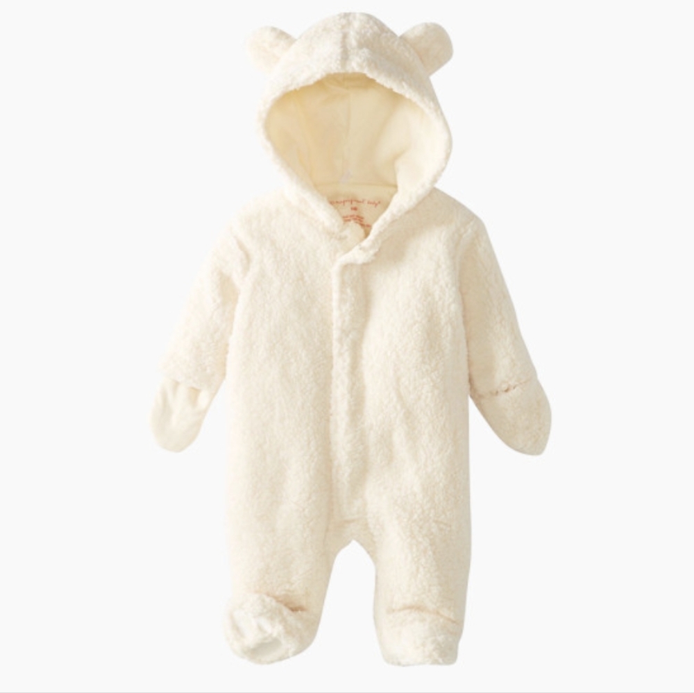 NB magnetic me fleece bear suit